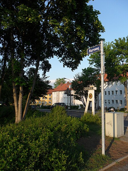 File:Rangierbahnhof-Siedlung in Nürnberg 3. Mai 2011 09.JPG