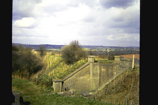 Remains of railway bridge, near Elan Aqueduct - geograph.org.uk - 1702569