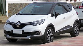 Renault Captur 1.5 dCi Zen 2018 (45819908642).jpg