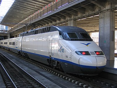 AVE train in Córdoba.