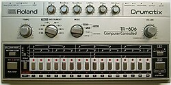 Аналоговая драм-машина Roland TR-606[en]