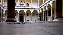 The courtyard with the original columns from the Theatre of Pompey. Roma-palazzodellacancelleria.jpg