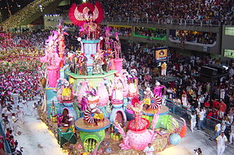 Carnaval au Brésil — Wikipédia