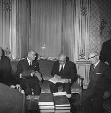 Finnish President Urho Kekkonen and Italian President Giuseppe Saragat in 1971 Saragat Kekkonen 1971.jpg