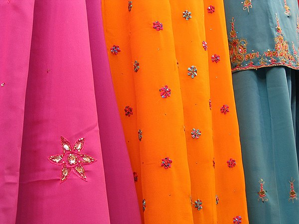 Shalwar kameez colours