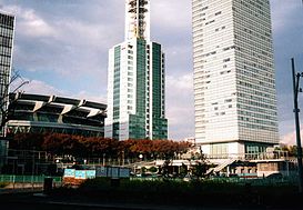 Quảng trường Keyaki, một khuôn viên thương mại lớn tọa lạc tại Trung tâm đô thị mới Saitama, quận Chūō, thành phố Saitama, tỉnh Saitama.