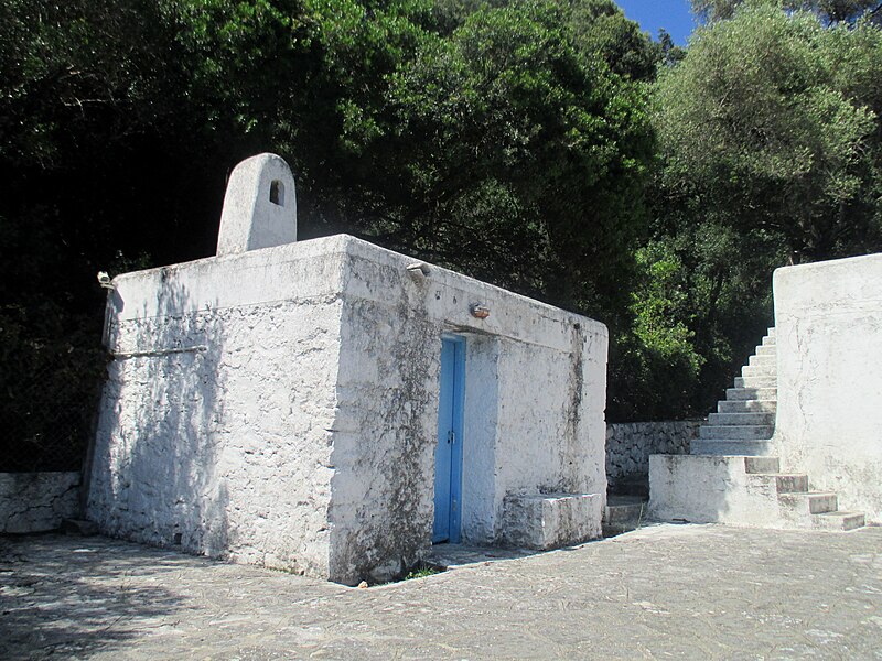 File:Skorpios chapel 2.jpg