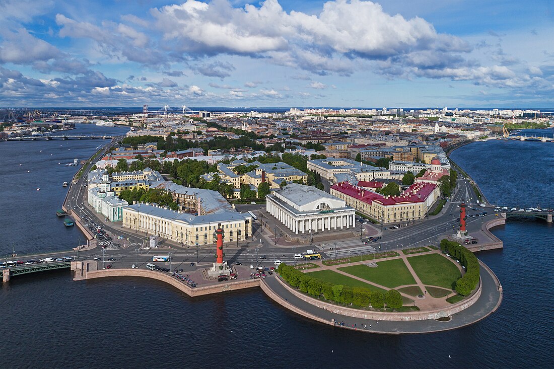 Old Saint Petersburg Stock Exchange and Rostral Columns