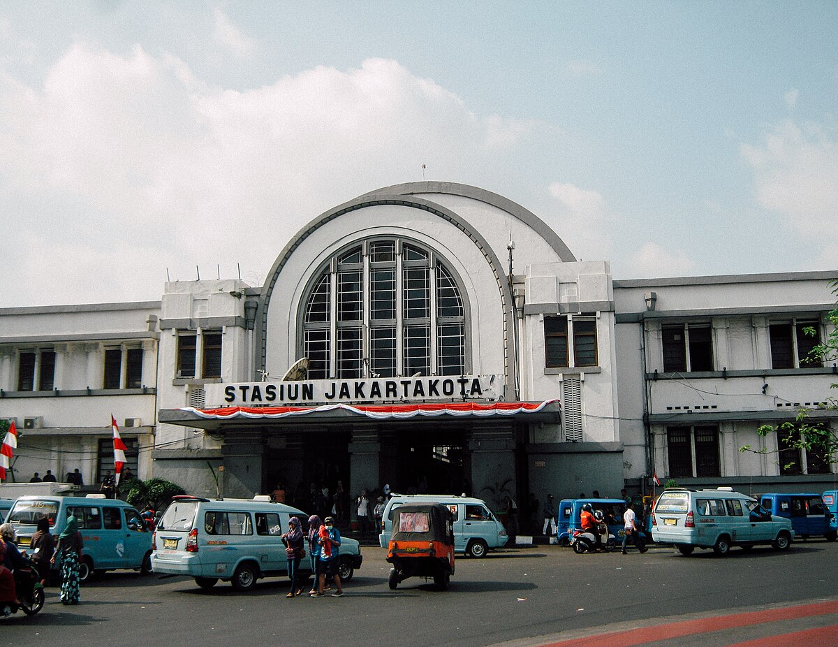Stasiun Jakarta Kota  Wikipedia bahasa Indonesia 