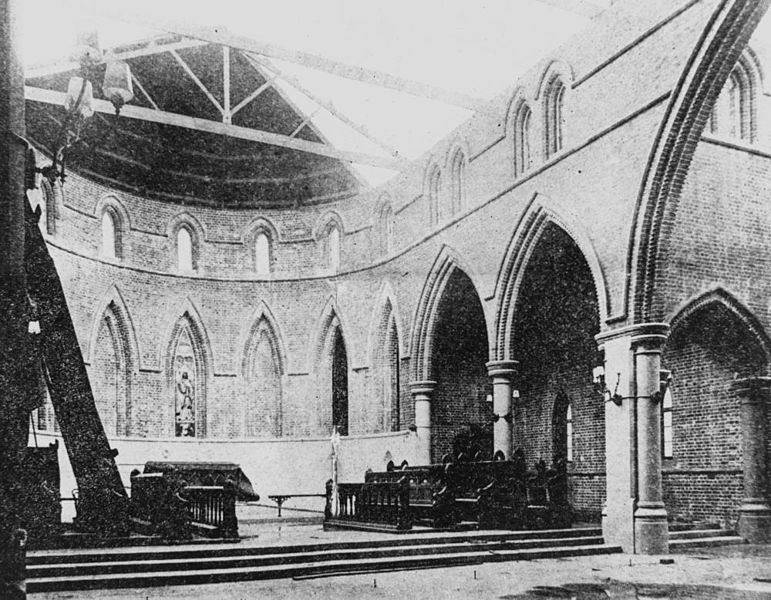File:StateLibQld 2 188687 Storm damaged Anglican Cathedral, Townsville, 1903.jpg