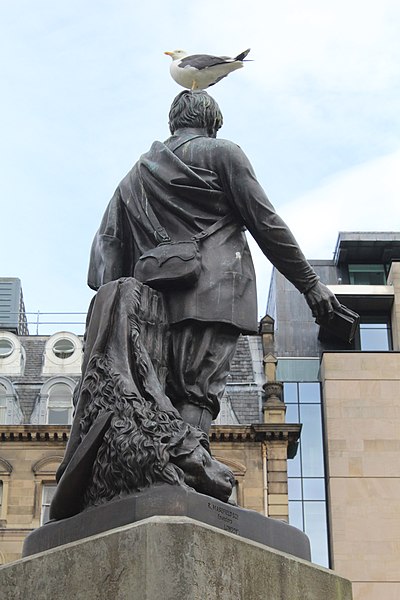 File:Statue Livingstone Édimbourg 7.jpg