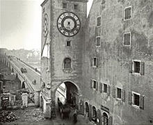 Salzstadel mit Brückturm und Steinere Brücke