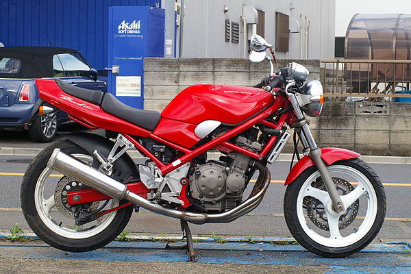 スズキバンディッド250 GJ74A-