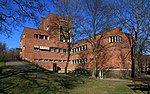 Oslon yliopiston teoreettisen astrofysiikan instituutin rakennus, Svein Rosselands hus (1934)