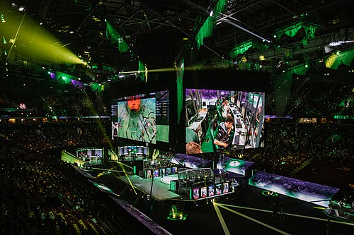 Dota 2 arena. The International 2018 дота 2. Интернешнл 2018 Арена. Rogers Arena ti8. The International Сиэтл.