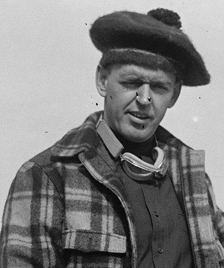 Tommy Milton in 1925 (cropped).jpg