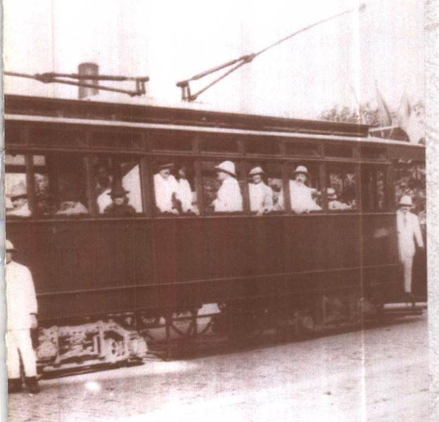File:Tram run by the French in Shanghai French Settlement.jpg