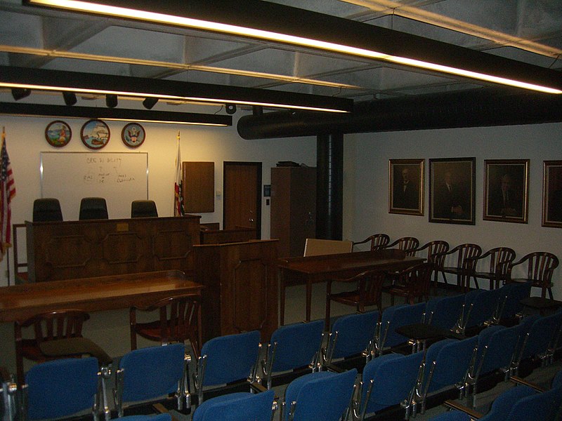 File:Trial room.JPG