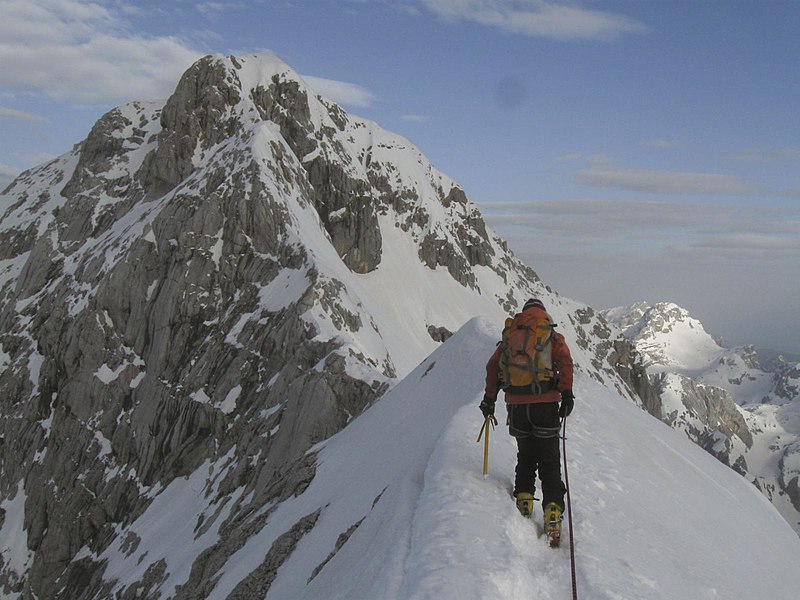 File:Triglav 26Apr 2013 Franco 153a (8697370974).jpg