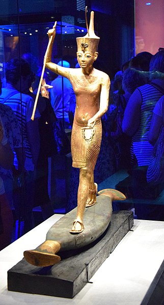 File:Tutankhamun Treasure in Paris - harponneur.jpg