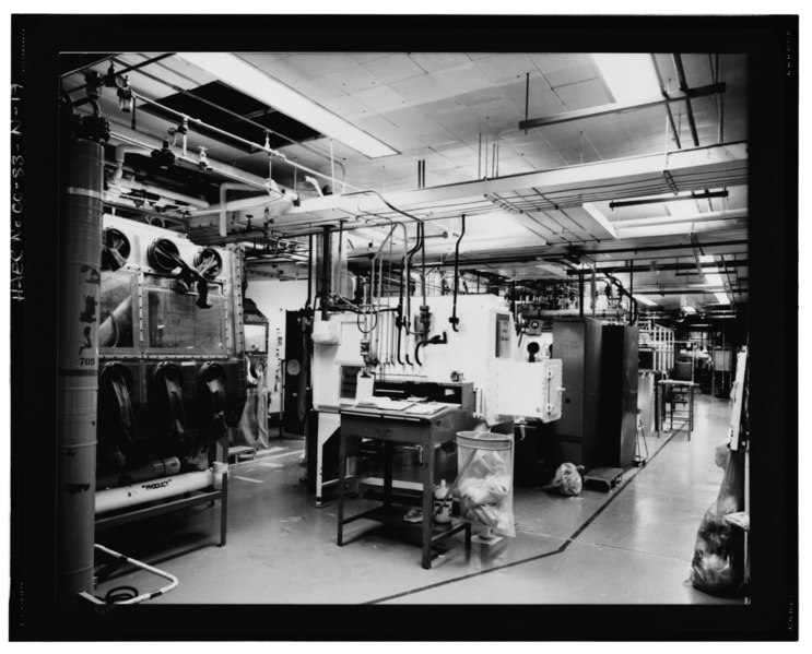 File:VIEW OF PROCESSING ROOM. AFTER 1957, BUILDING 771 OPERATIONS CONSISTED PRIMARILY OF AQUEOUS PLUTONIUM RECOVERY FROM SCRAP METAL. (6-20-60) - Rocky Flats Plant, Plutonium HAER COLO,30-GOLD.V,1N-19.tif