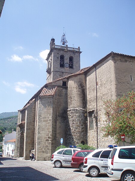 Archivo:Vista exterior de la Iglesia de Ntra. Sra. de la Asunción.JPG