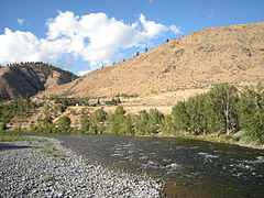 Wenatchee River at Cashmere, WA 01.jpg