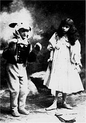 1898 revival: Rose Hersee talking to the White Rabbit White-rabbit-rose-hersee.jpg