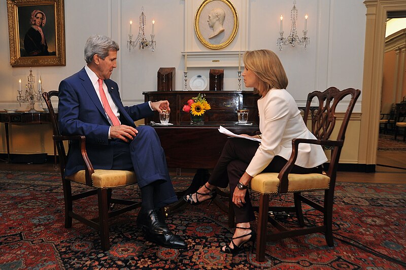 File:Yahoo! News Reporter Katie Couric Interviews Secretary Kerry (14435785354).jpg