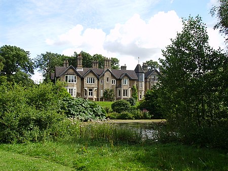 Tập tin:York Cottage.JPG