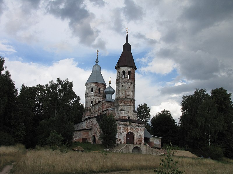File:Казанская церковь, с. Смольнево, перед грозой, для 3D.JPG