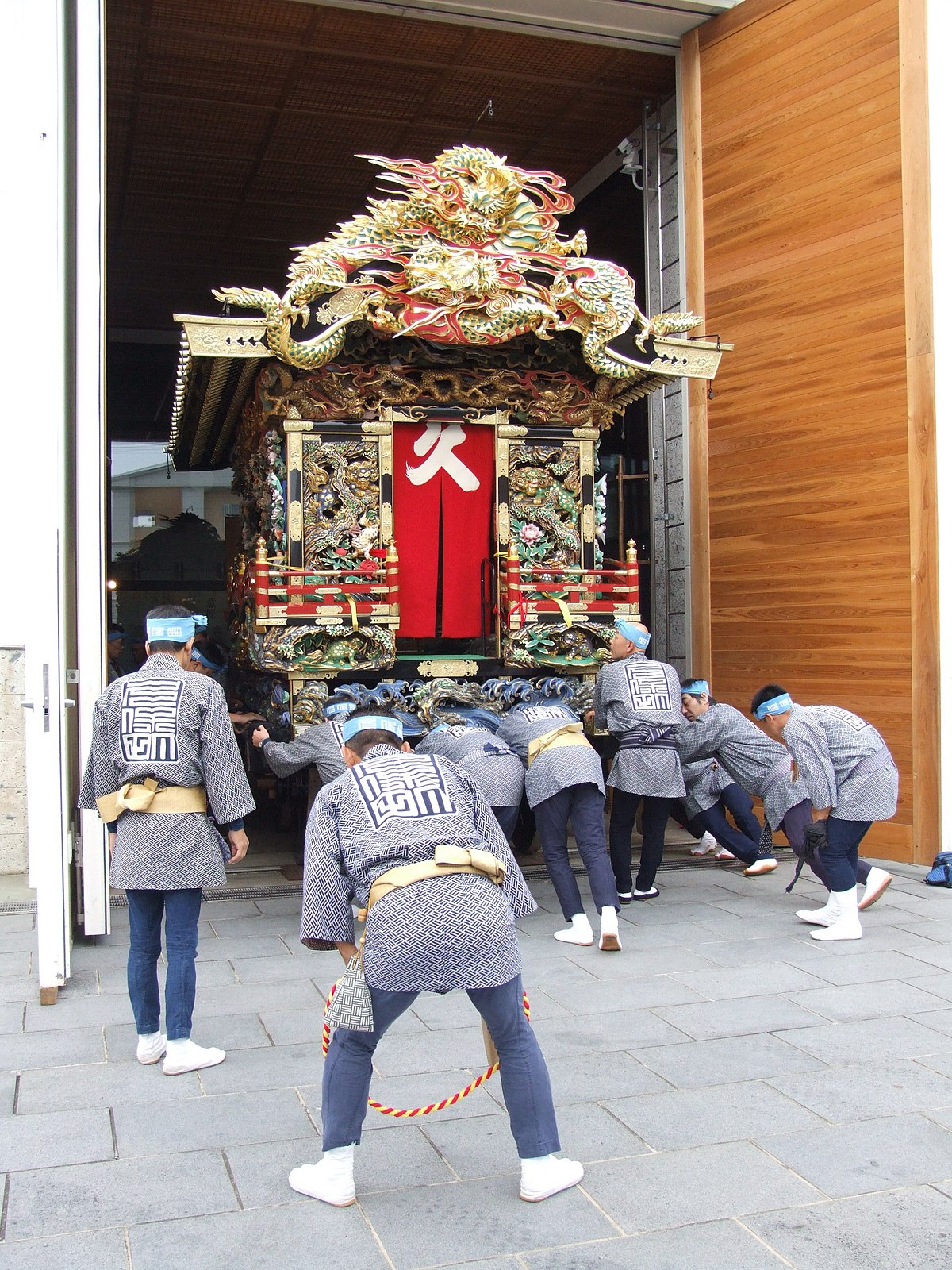 File 鹿沼今宮神社祭の屋台行事４ Jpg Wikimedia Commons