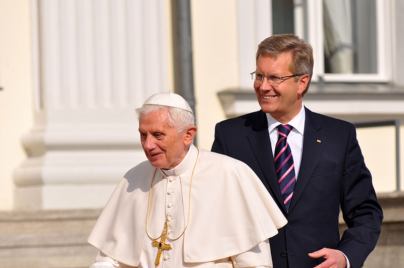 File:003 Besuch S H Papst Benedikt XVI in Berlin 22 09 2011.jpg