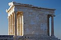 02 2020 Grecia photo Paolo Villa FO190135 bis (Acropoli di Atene) Tempio di Atena Nike, completo, cielo blu, con prospettiva corretta gimp.jpg
