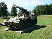 155mm Howitzer Motor Carriage M41 1