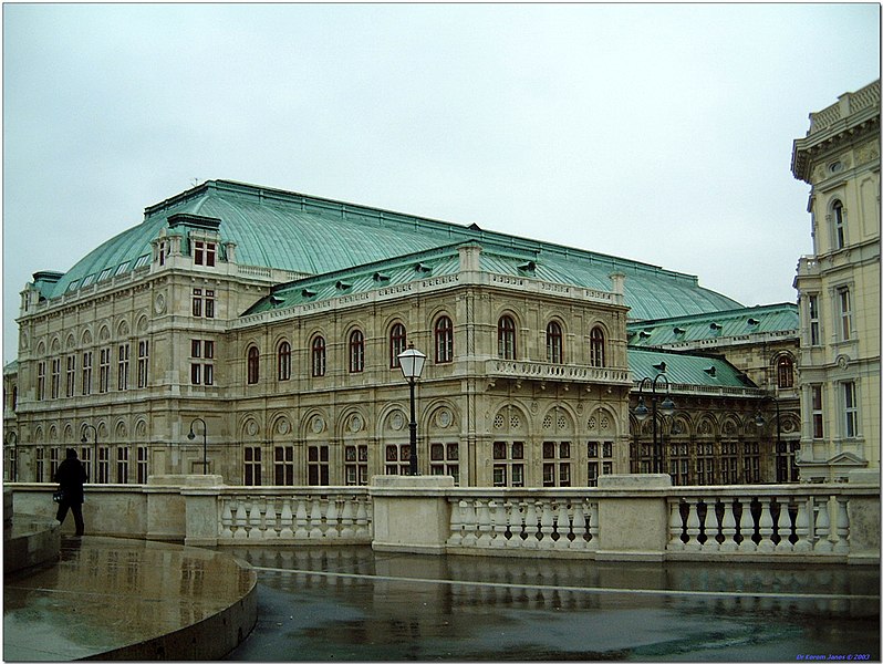 File:2003 12 29 Wien 068 (51108705388).jpg