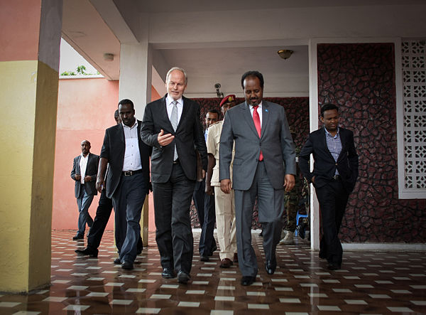 Nicholas Kay with Somali president Hassan Sheikh Mohamud