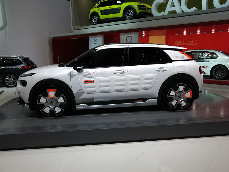 Der C4 Cactus  800px-2015-03-03_Geneva_Motor_Show_3676