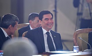 Gurbanguly Mälikgulyýewiç Berdimuhamedow - 2007-nji ýylyň fewral aýynyň 14-de Prezidentlik saýlawynda saýlandy, Haramdag 1957-nji ýylyň 29-njy iýunynda Türkmenistanyň Aşgabat oblastynyň Gökdepe raýonynyň Babarap obasynda doguldy.