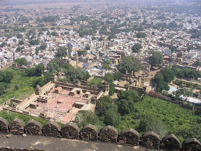 File:269 Gwalior.jpg