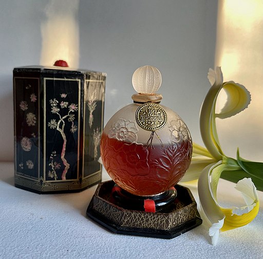 A Suma-perfume by Coty.1