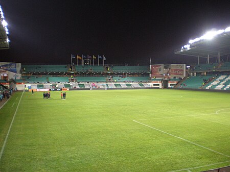 ไฟล์:Alecoq_Arena_2008-10-11.jpg