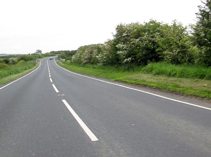 File:Approaching Barmston Bridge on the New Cut - geograph.org.uk - 4994980.jpg