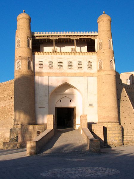 File:Ark Fortress, Bukhara (4934566868).jpg