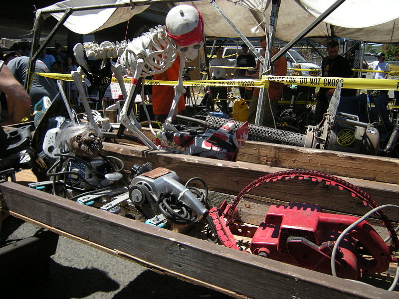 File:Artopia 2008 - power tool races 01.jpg