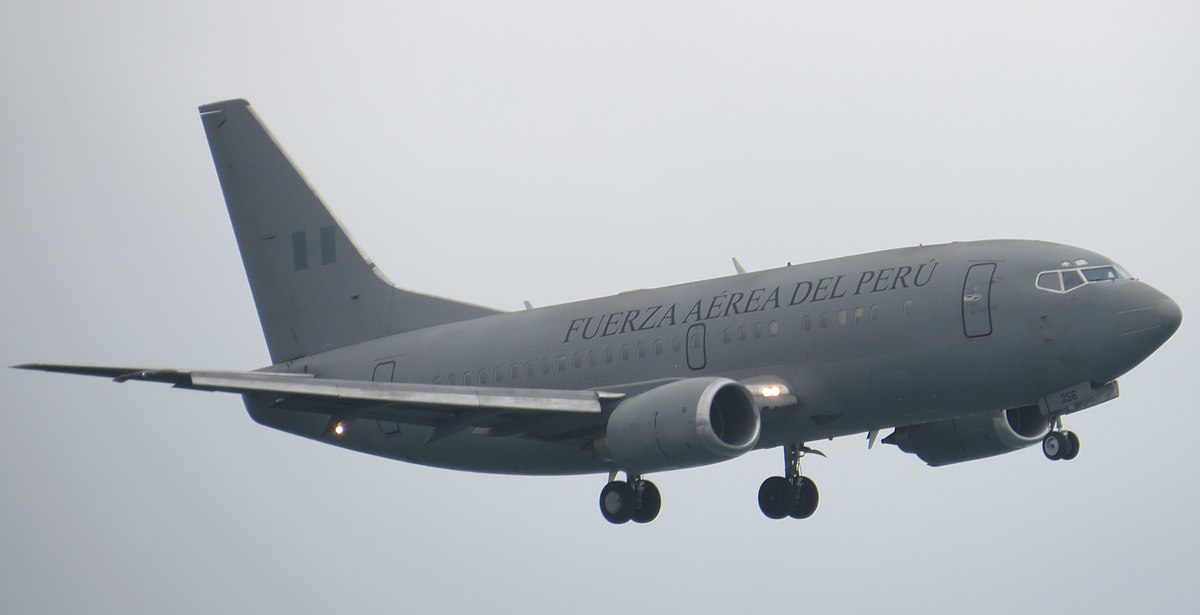 FUERZA AÉREA DE PERÚ - Página 2 1200px-Avi%C3%B3n_presidencia_del_Per%C3%BA_%28cropped%29