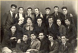 C.Cabbarlı adına İrəvan Azərbaycan Dövlət Dram Teatrının yaradıcı heyəti ilə, 1937-ci il