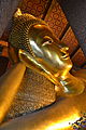 Лежащият Буда в храма Ват По