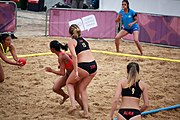 Deutsch: Beachhandball bei den Olympischen Jugendspielen 2018; Tag 6, 12. Oktober 2018; Mädchen, Hauptrundenspiel – Chinesisch Taipei (Taiwan)-Paraguay 0:2 English: Beach handball at the 2018 Summer Youth Olympics at 12 October 2018 – Girls Main Round – Chinese Taipei (Taiwan)-Paraguay 0:2