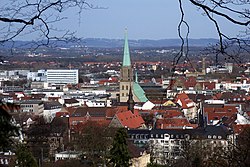 Blick vom Johannisberg auf Bielefeld in Richtung Osten 2.jpg
